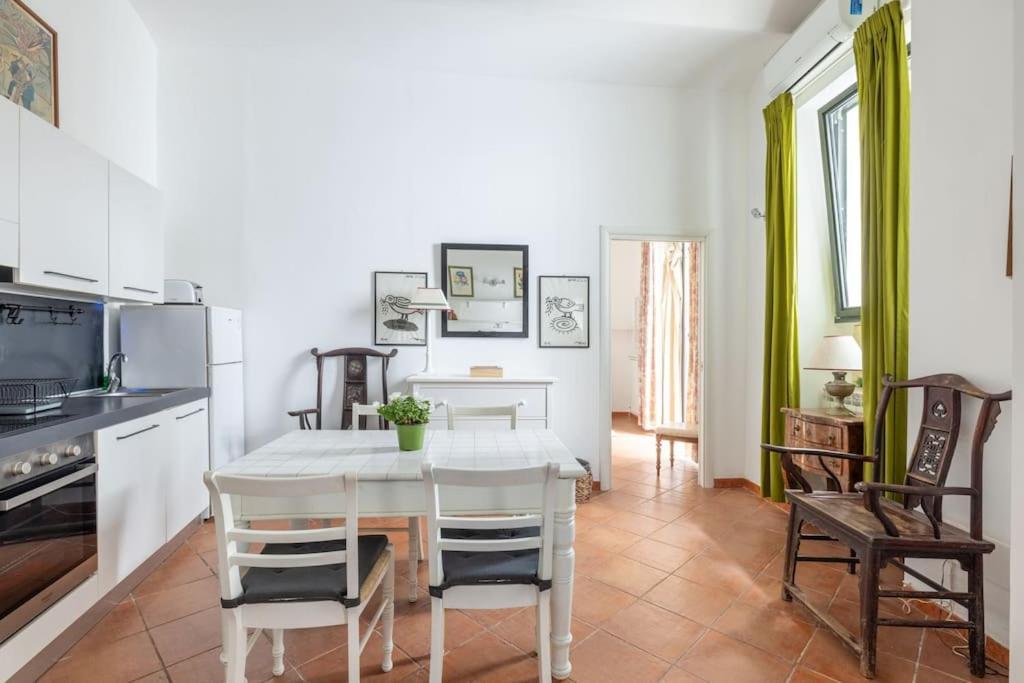 Colosseum Charming Apartment Roma Dış mekan fotoğraf