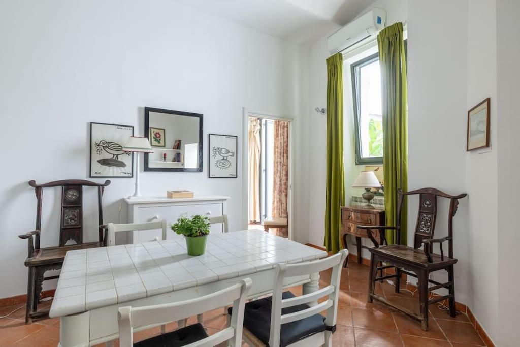 Colosseum Charming Apartment Roma Dış mekan fotoğraf