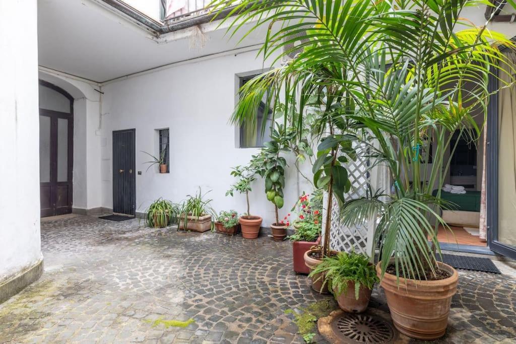 Colosseum Charming Apartment Roma Dış mekan fotoğraf